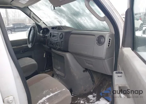 2012 Ford E-350 Super Duty Xlt z USA, uszkodzony, nr VIN 1FDSS3BL4CDA48153